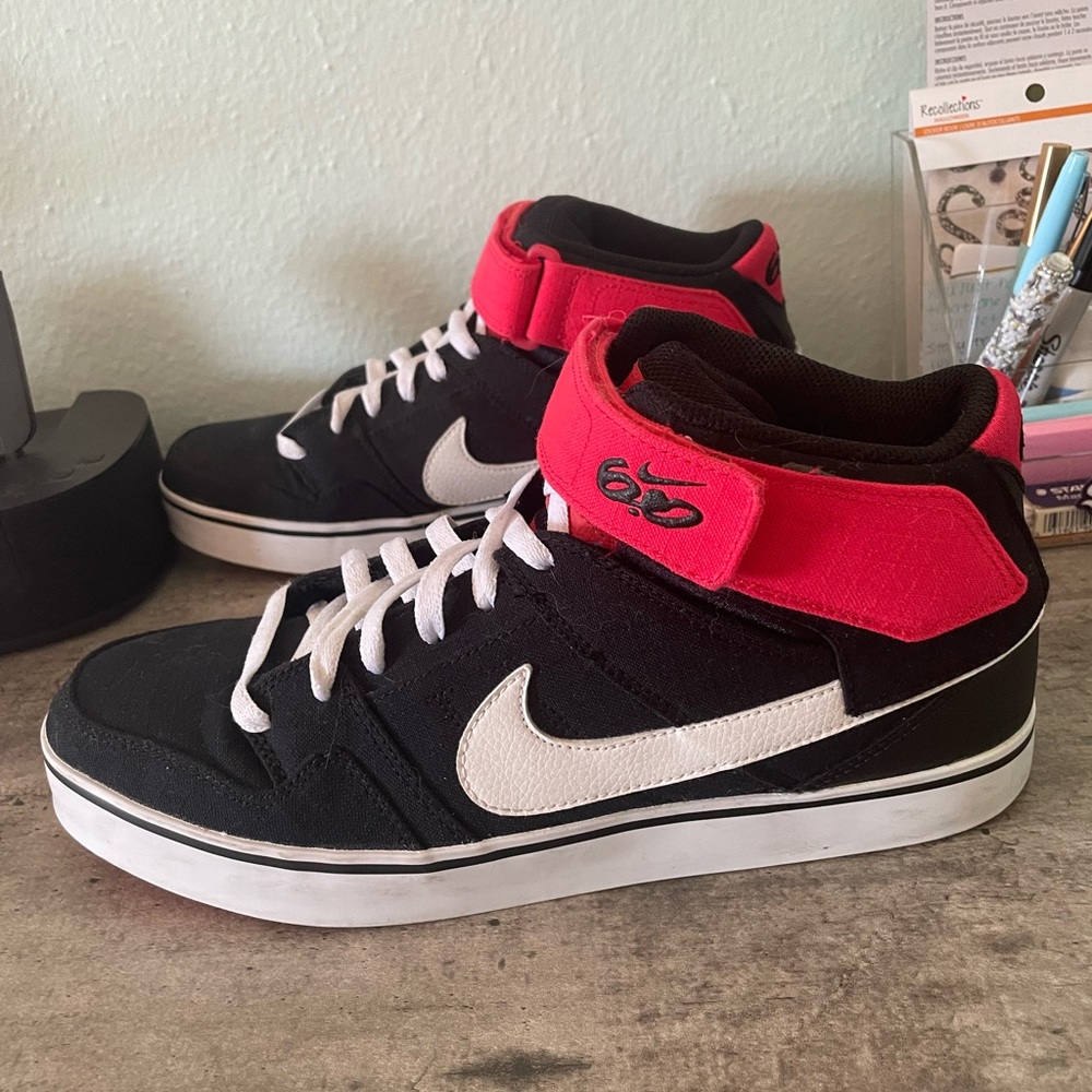 Nike 6.0 Air Morgan size 11